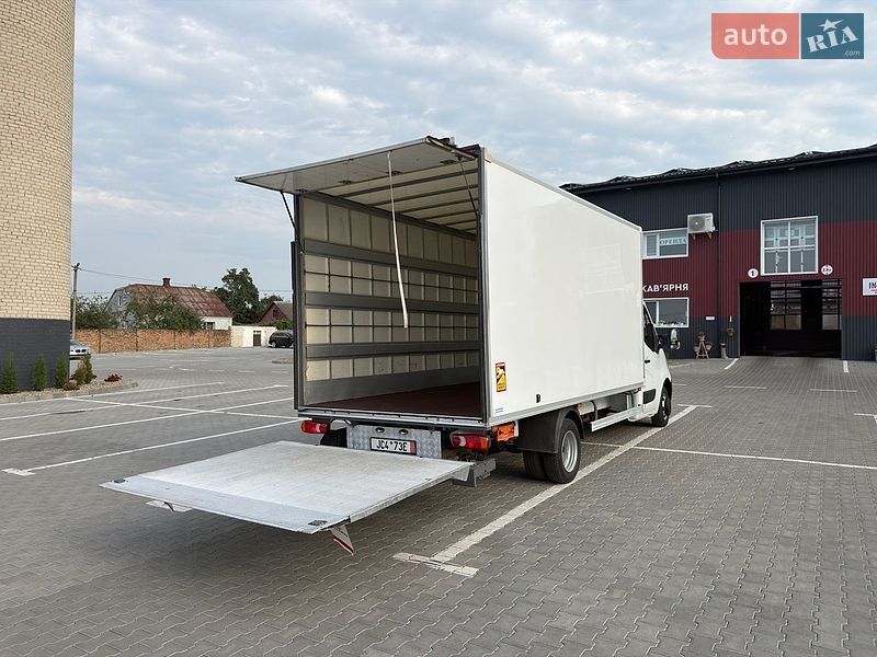 Інші вантажівки Renault Master 2017 в Дубні