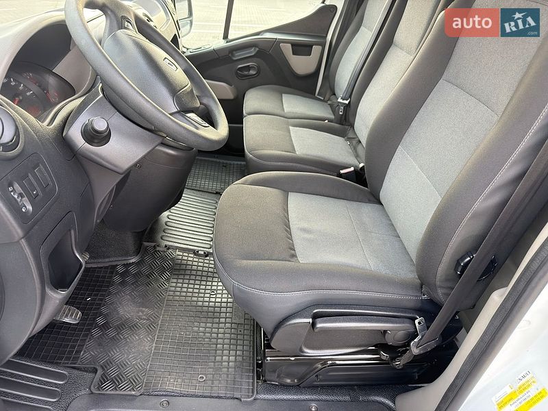 Інші вантажівки Renault Master 2017 в Дубні