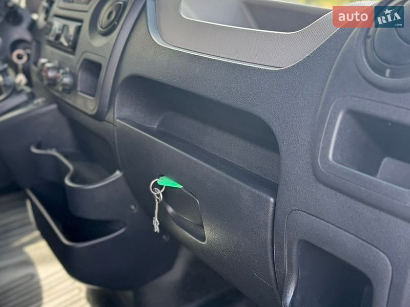 Рефрижератор Renault Master 2013 в Хмельницком