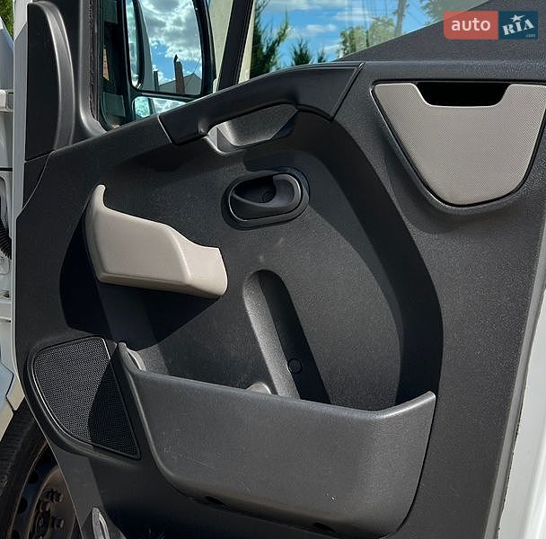 Мінівен Renault Master 2012 в Харкові