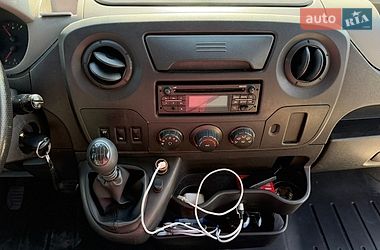 Вантажний фургон Renault Master 2014 в Самборі