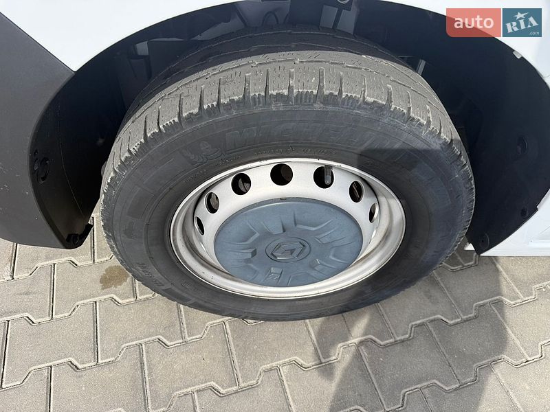 Вантажний фургон Renault Master 2022 в Луцьку