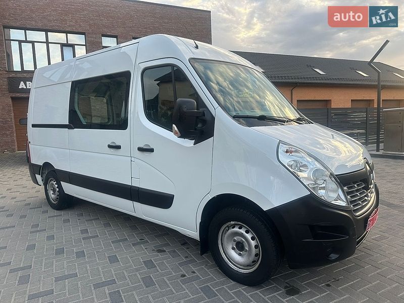 Грузовой фургон Renault Master 2017 в Ровно