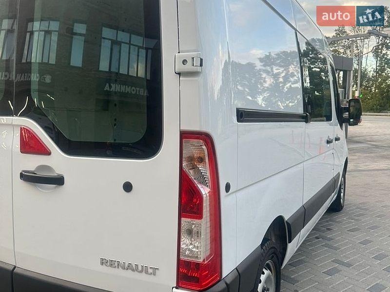 Грузовой фургон Renault Master 2017 в Ровно