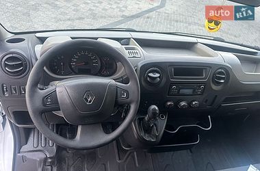 Грузовой фургон Renault Master 2017 в Ровно