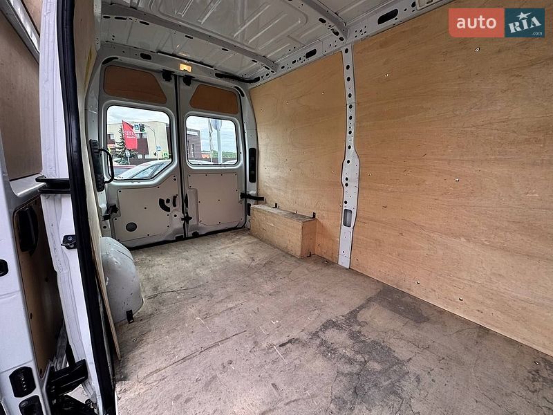 Вантажний фургон Renault Master 2021 в Вінниці