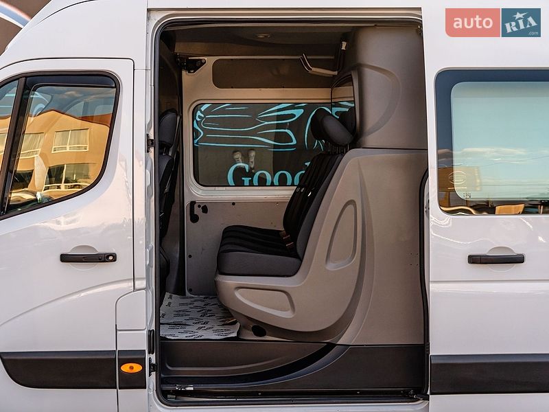 Грузопассажирский фургон Renault Master 2019 в Луцке