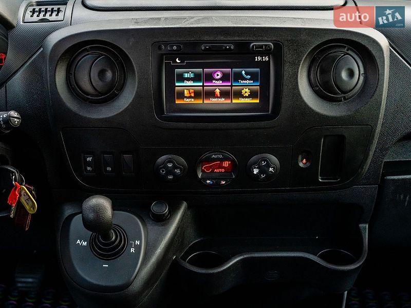 Грузопассажирский фургон Renault Master 2019 в Луцке