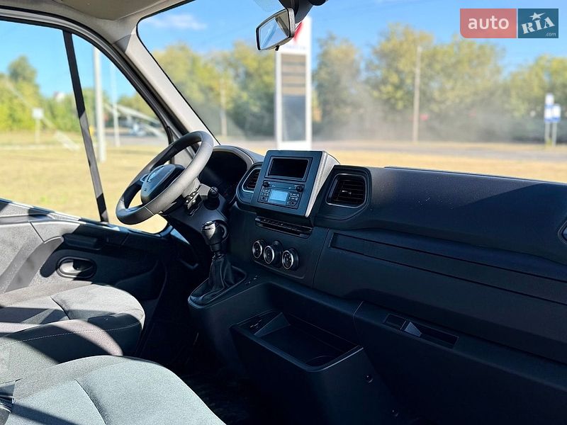 Борт Renault Master 2022 в Рівному