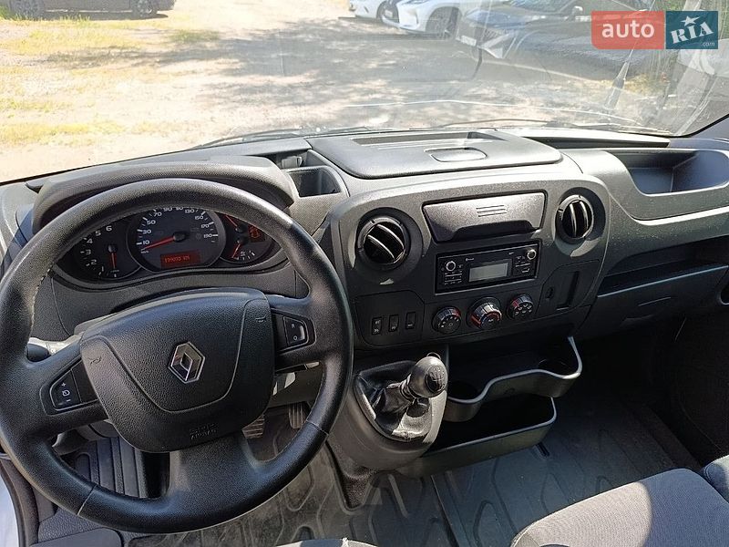 Тентованый Renault Master 2016 в Киеве