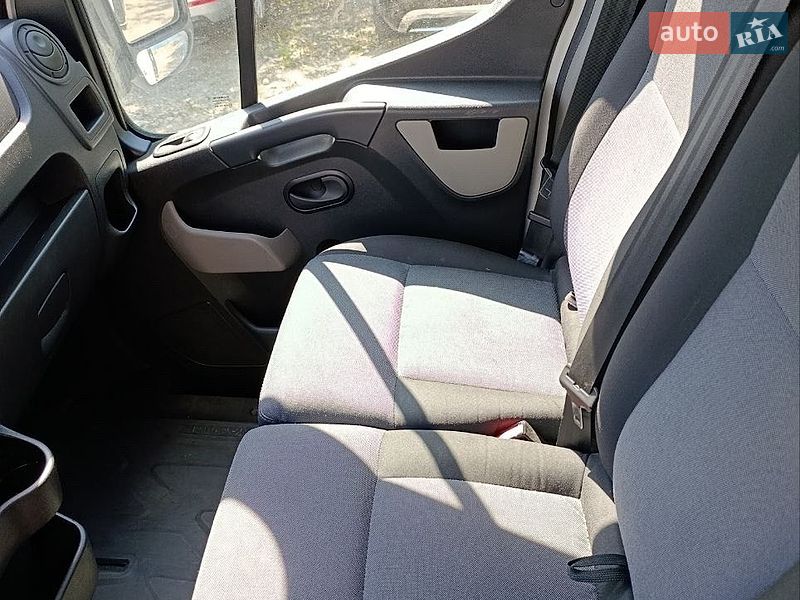 Тентований Renault Master 2016 в Києві