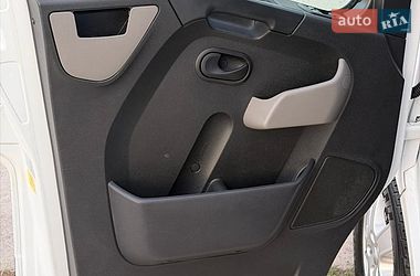 Евакуатор Renault Master 2017 в Рівному