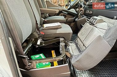 Грузовой фургон Renault Master 2022 в Киеве