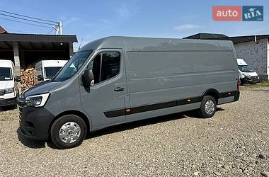 Грузовой фургон Renault Master 2022 в Хусте
