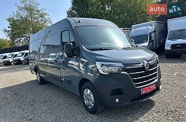 Грузовой фургон Renault Master 2022 в Хусте