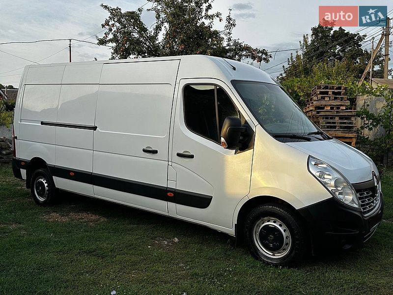 Вантажний фургон Renault Master 2016 в Могилів-Подільському
