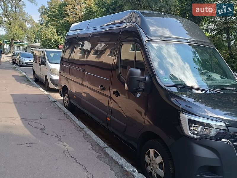 Renault Master 2023