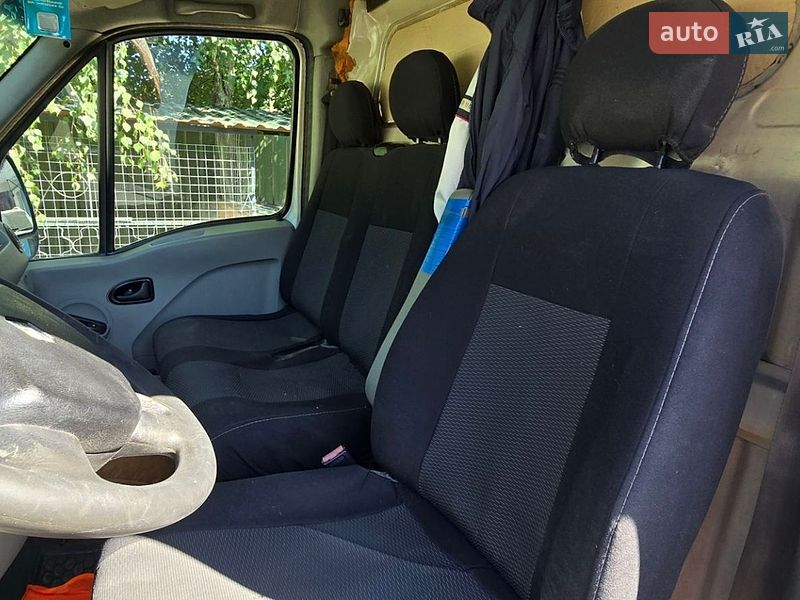 Мінівен Renault Master 2006 в Хмельницькому