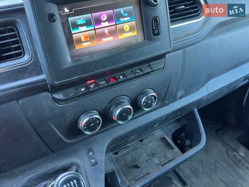 Грузовой фургон Renault Master 2020 в Львове