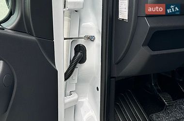Грузовой фургон Renault Master 2022 в Львове