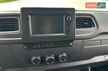 Грузовой фургон Renault Master 2022 в Львове