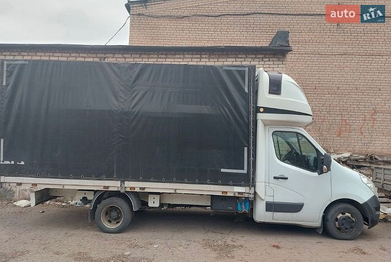 Грузовой фургон Renault Master 2017 в Кривом Роге