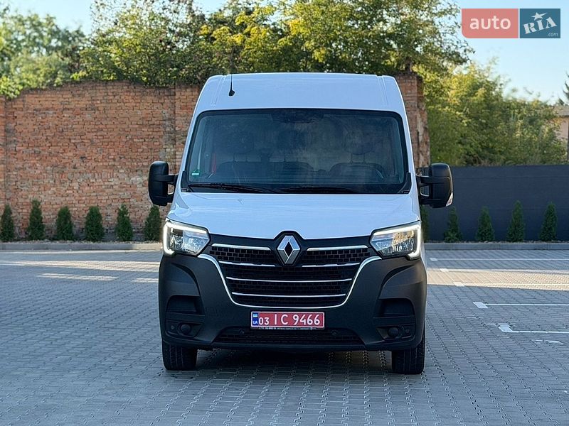 Грузовой фургон Renault Master 2022 в Дубно