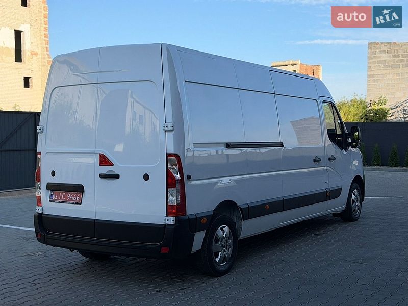 Грузовой фургон Renault Master 2022 в Дубно