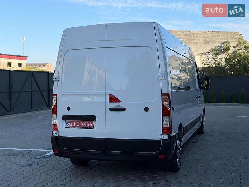Грузовой фургон Renault Master 2022 в Дубно