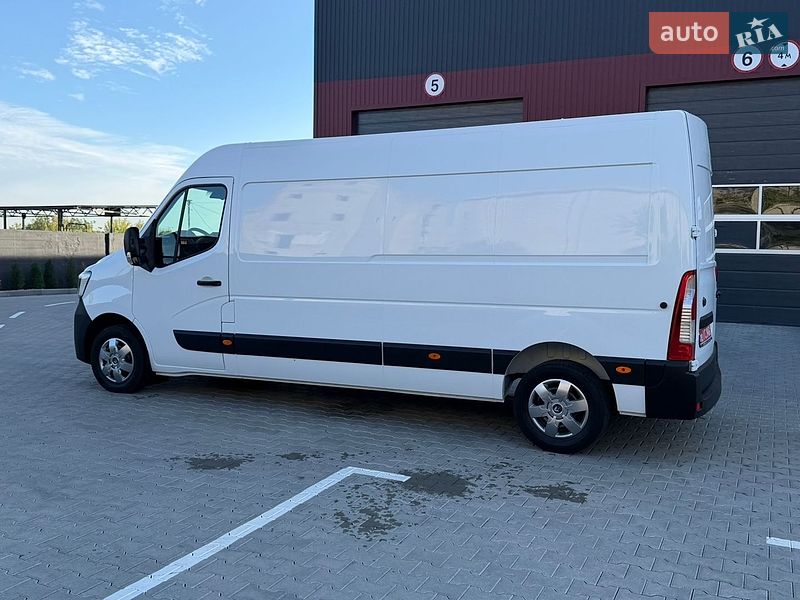 Грузовой фургон Renault Master 2022 в Дубно