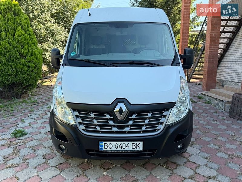 Грузовой фургон Renault Master 2015 в Тернополе