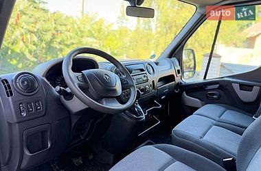 Грузовой фургон Renault Master 2015 в Тернополе