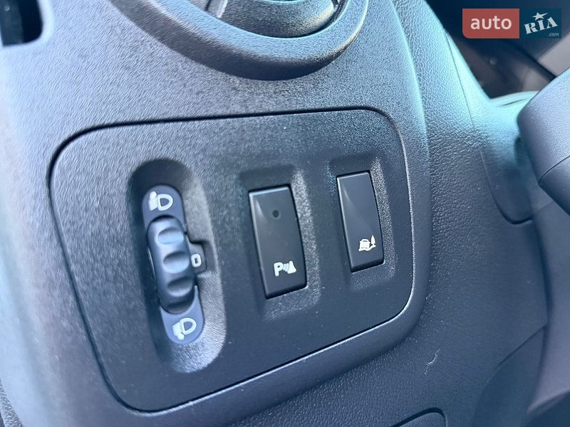 Грузовой фургон Renault Master 2015 в Тернополе