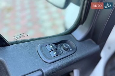 Грузовой фургон Renault Master 2015 в Тернополе