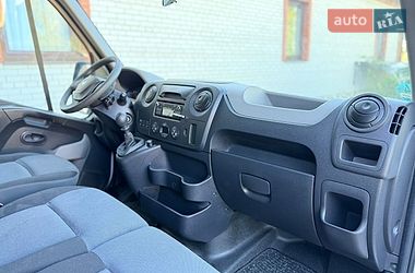 Грузовой фургон Renault Master 2015 в Тернополе
