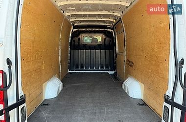 Грузовой фургон Renault Master 2015 в Тернополе