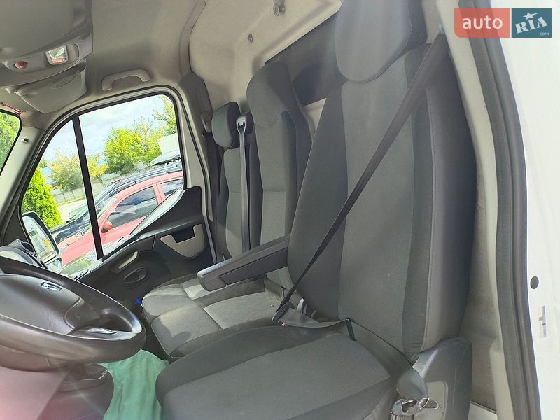 Вантажний фургон Renault Master 2015 в Броварах