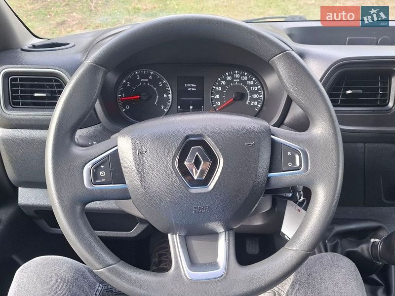 Грузовой фургон Renault Master 2020 в Кременце