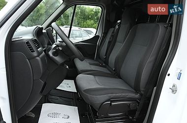 Вантажний фургон Renault Master 2021 в Бердичеві