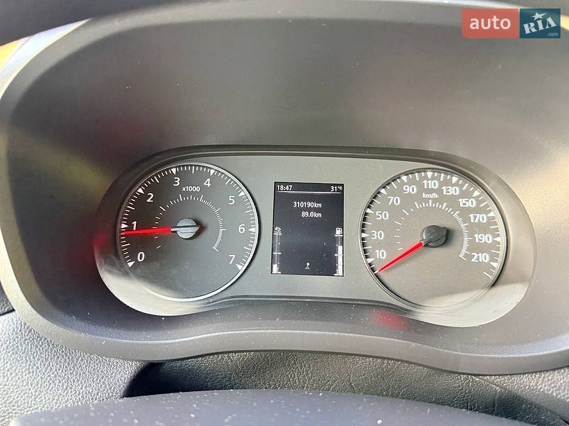 Тентованый Renault Master 2021 в Киеве