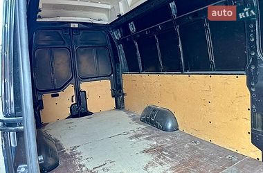 Грузовой фургон Renault Master 2016 в Черновцах