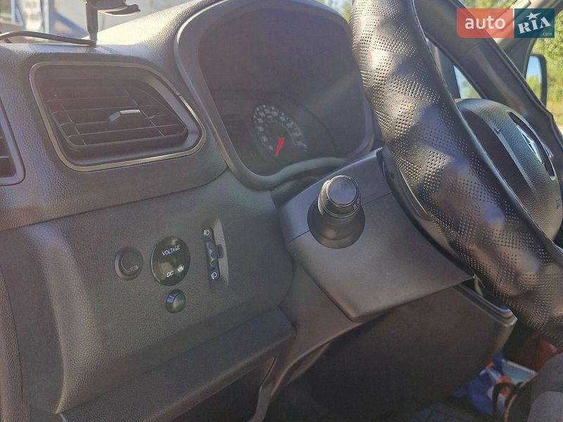 Грузовой фургон Renault Master 2021 в Днепре