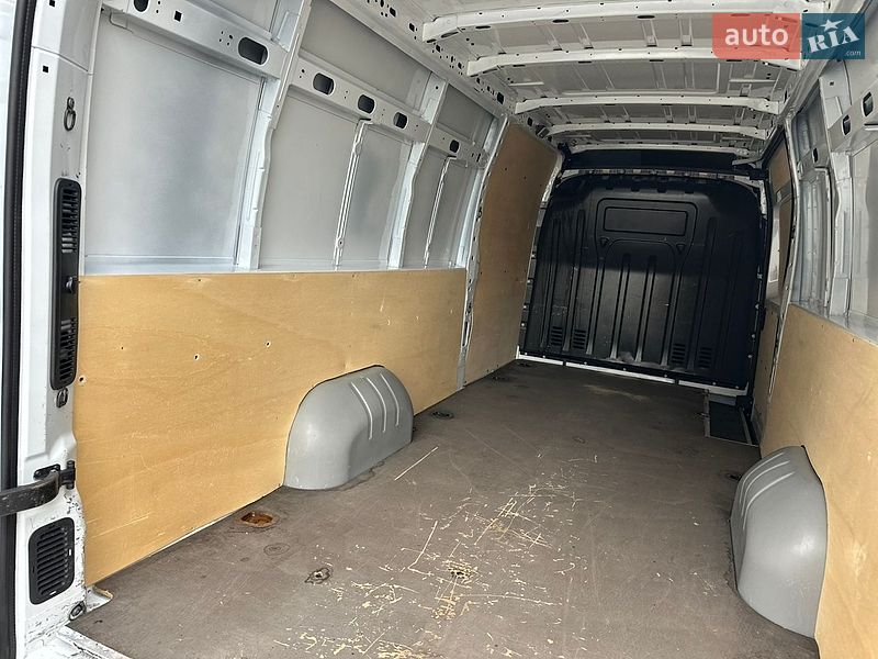 Вантажний фургон Renault Master 2021 в Львові фото 19 Вантажний фургон Renault Master 2021 в Львові