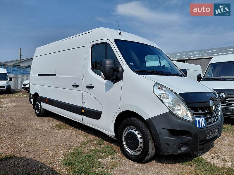 Вантажний фургон Renault Master 2018 в Івано-Франківську