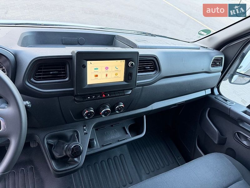 Грузовой фургон Renault Master 2021 в Ирпене