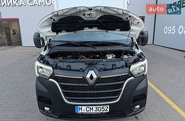Грузовой фургон Renault Master 2021 в Ирпене