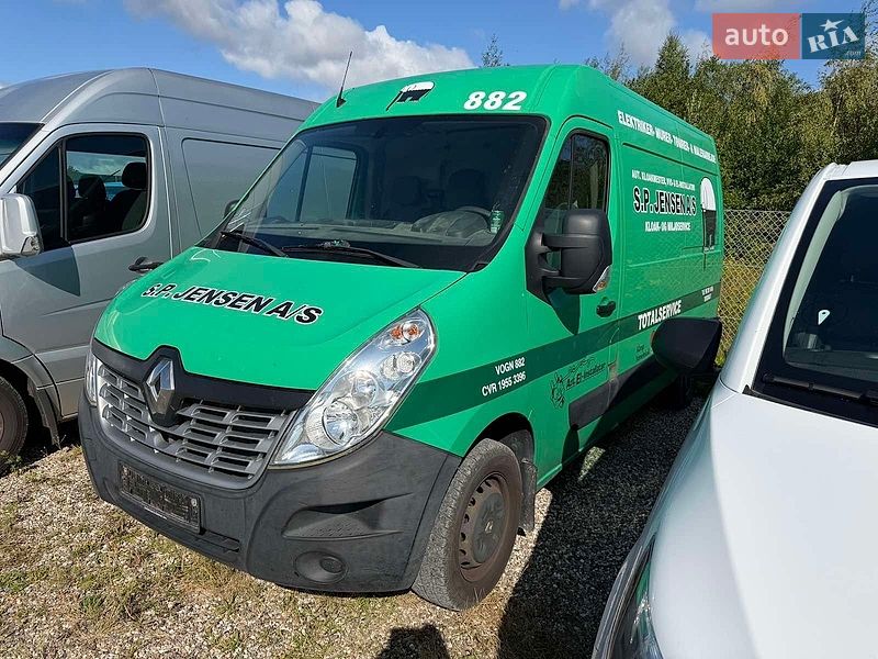 Вантажний фургон Renault Master 2018 в Львові