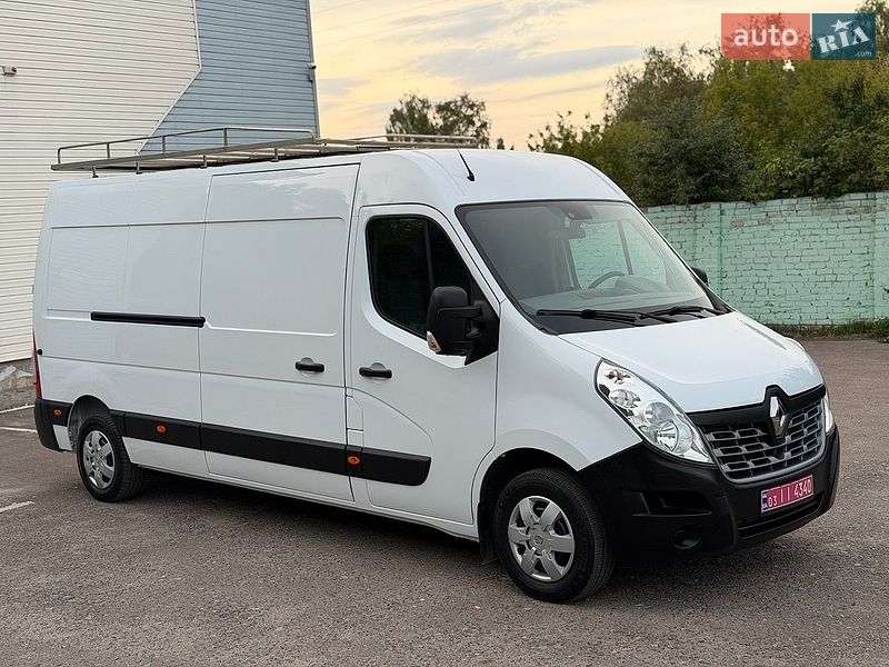 Вантажний фургон Renault Master 2017 в Дубні