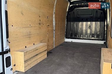 Грузовой фургон Renault Master 2022 в Рованцах