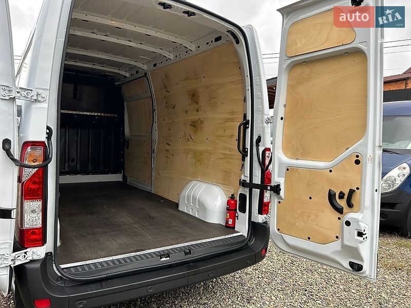 Грузовой фургон Renault Master 2023 в Хусте фото 31 Грузовой фургон Renault Master 2023 в Хусте